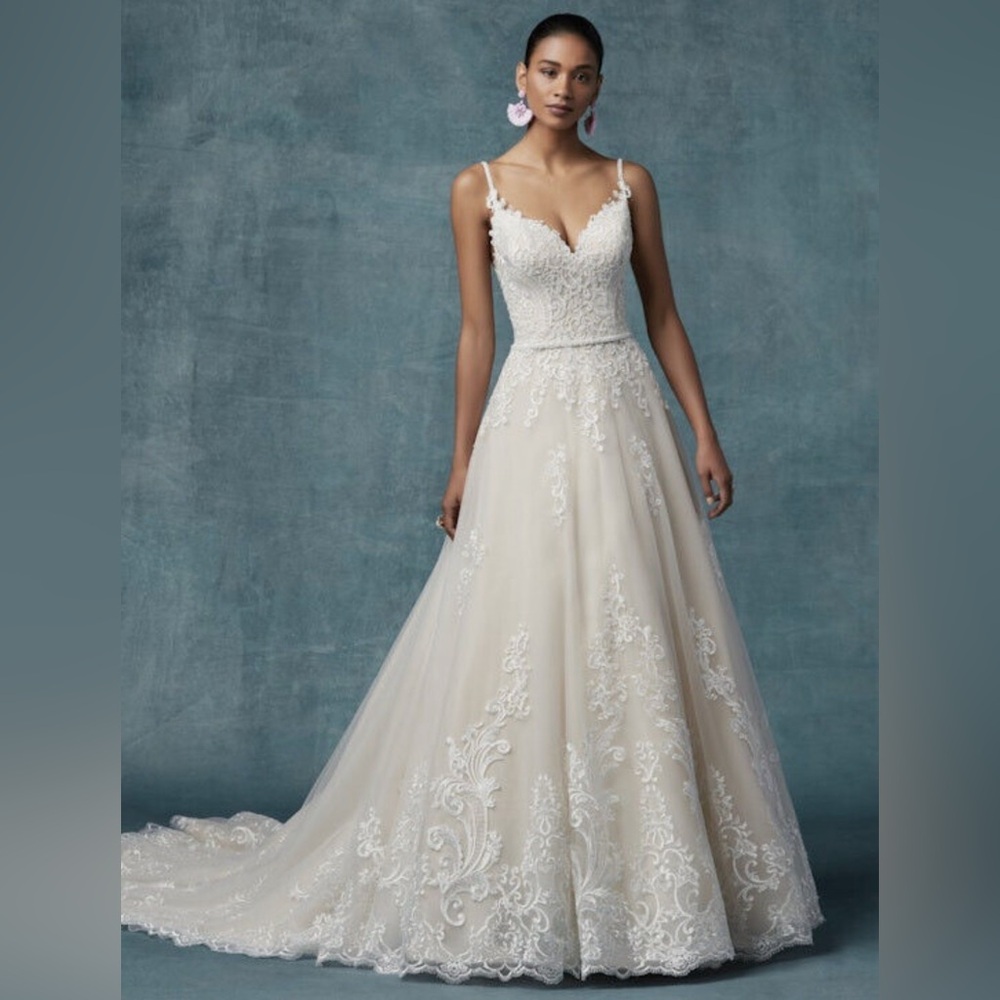 Maggie Sottero Wallis Wedding Dresss